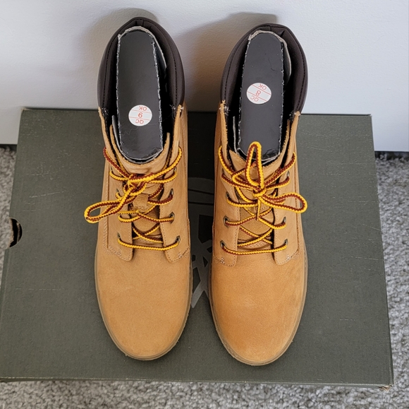 Timberland Amston 6" in Wheat - Picture 5 of 7